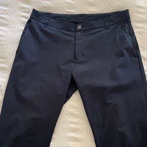 Men’s Lululemon Commission Classic - Fit Pant